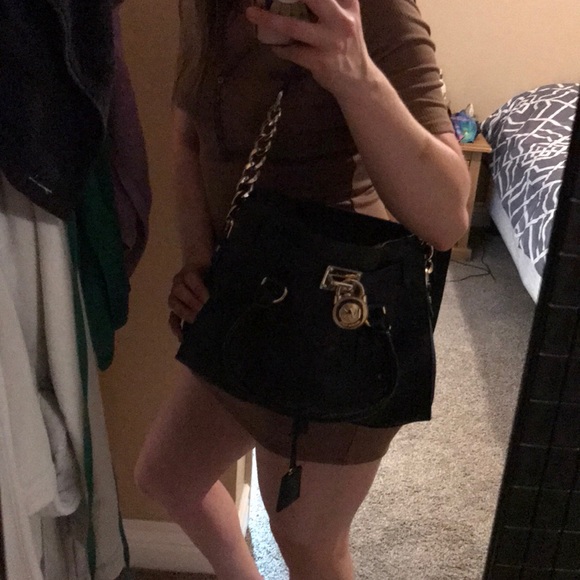 Michael Kors Handbags - Authentic Michael Kors medium hand bag purse